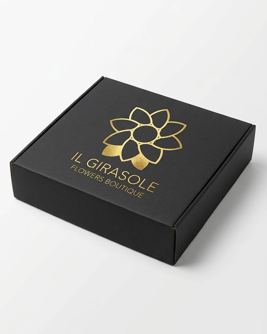 Scatola regalo nera con logo dorato Il Girasole